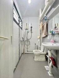 Blk 228 Bukit Batok Central (Bukit Batok), HDB 4 Rooms #460938401